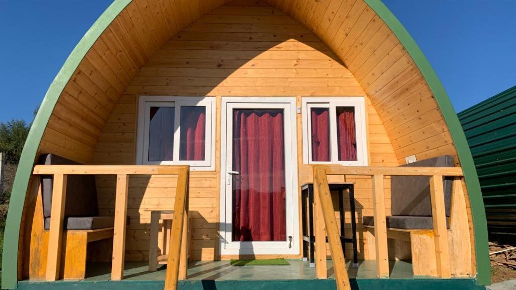 Cozy Capsules - Modern Hut Bed & Breakfast Kukkal Eksteriør bilde