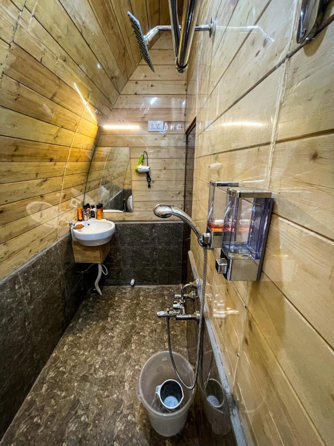 Cozy Capsules - Modern Hut Bed & Breakfast Kukkal Eksteriør bilde